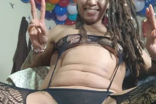 wiggle in Wednesday (,im available