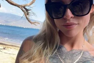 sexy barbie on maui photo 4