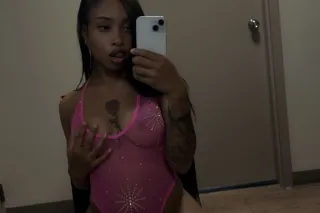 Sexxyyy Petite Redbone 💦🎀 🩷