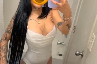 Sexy Latina photo 4