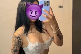 Sexy Latina photo 7