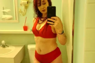 Natural Red Head photo 3