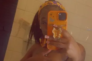Tight Wet Pussy 🤪