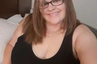 Sexy!😘 Mature!💕BBW with awesome 44HHH's waiting to be pampered!!😯 photo 3