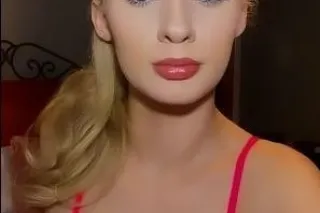🤩 A Queen Who Knows How To Treat Her King😘 Cum Spend Some Time With Your Favourite Queen👩 photo 5