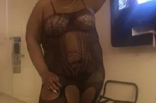 Confident BBW Curvy Goddess Available in Town ✨ Friendly Vibes ✨ 100% Verified ✅ 2 GIRLS ✅ INCALL / OUTCALL / CAR DATE ✅ FaceTime Session✅ photo 2