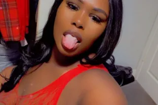 MsBlack is back in town😝 photo 2