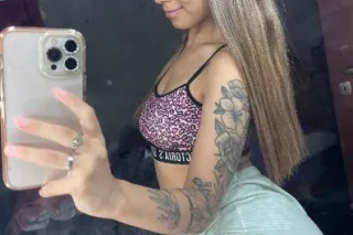 petite and yummy treat 🍭 craving a naughty fuck buddy 😈