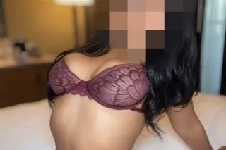 Sexy Bombshell