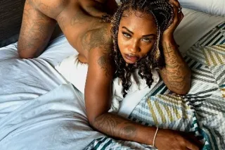 incalls only nothing less than 300$ snapchat @trendiitrendii photo 4