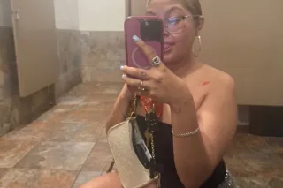 FACETIME VERIFICATION AVAILABLE 🦋