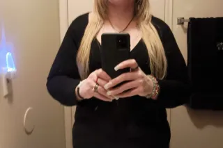 Sexy voluptuous Native American photo 4