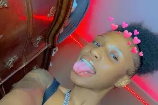 HMU I GOT NEW CONTENT AND SPECIALS CUM HERE😏🍆💦👅 photo 3