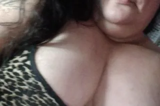 🍆🫦💧🐱HAPPY HUMPDAY COME SEE A REAL SSBBW DADDY🍆🫦💧