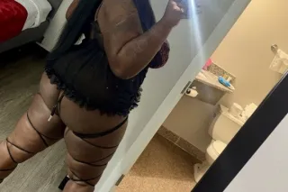✨ ✨✨✨✨✨WINDSOR LOCKS INCALL ✨✨✨✨Sensational UPSCALE CALI 🌸Chocolate 🍫🔥Bunny! 🥰😘Party Friendly! Ready To be Your FANTASY💋💋✨✨✨✨✨ photo 6