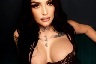 here to make all your dreams come true 😜 photo 3
