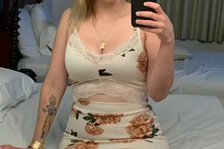 Sexy Cece ready to have fun photo 2