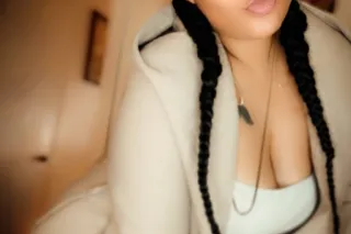 AVAILABLE NOW FULL BODY MASSAGE / STRIPTEAEE photo 3