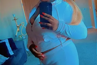 💋 Curvy, Classy & Available Today | Friendly • Discreet • North Mankato photo 4