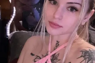 your girl next door!!