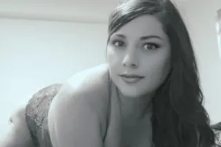 come play with me baby photo 2