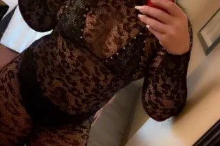 thick sweet and pleasurable 🍑💦👅 photo 3