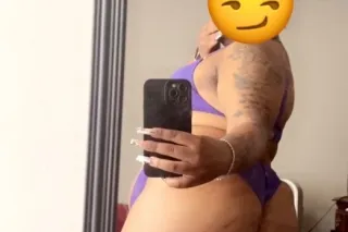 Curvy princess photo 2