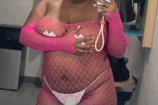 Here for a few more days ➡➡GODDESS Mayaa❣THICK EXOTIC CHOCOLATE DOMINICANA 🍫🇩🇴 🙂‍✌🏾Fetish Friendly ! photo 2