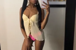 Petite Temptation 💎 Worth every moment 💋 photo 2