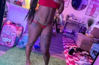 outcalls only photo 2