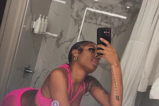 Wet chocolate👅Face card never declines 💋* Cute, calm, and a fun photo 3