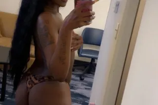 West Indian Gal 🇹🇹 photo 2