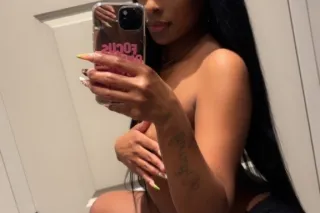 West Indian Gal 🇹🇹