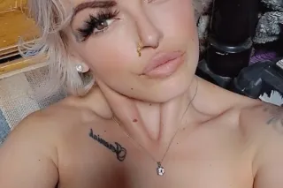 HeY LoVeLy MeN Im BaCk!!!!