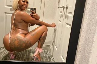 𝓔𝓽𝓱𝓲𝓸𝓹𝓲𝓪𝓷 𝓼𝓺𝓾𝓲𝓻𝓽𝓮𝓻 💦 $pecials Catch me while you can 💦🥂 photo 4
