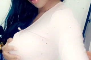 BET YOU CANT LAST 3 MINS IN ME photo 2