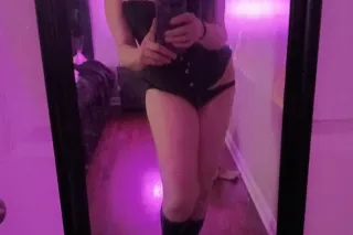 💯🔥Emily is back and ready to please 🙈🙉🙊 photo 4