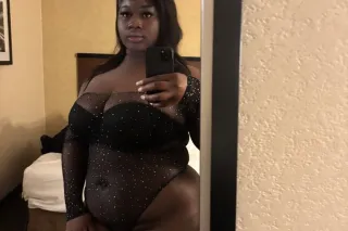 incalls photo 2