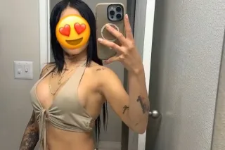 Sexy Latina photo 3