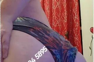 Busty Babe💦 photo 4