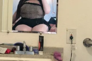 greek friendly photo 3