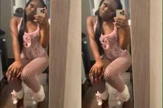 Ebony petite bombshell 🍫😻 photo 2