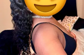 Cum see how wet this 😻 is...