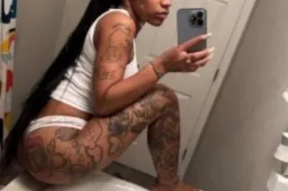 HOT & READY 🫦🫦•💯% AUTHENTIC 🇨🇫🇮🇹princess👑👑NEW TO TOWN 🗽🗽here for a goodtime not a long one ⏰⏰