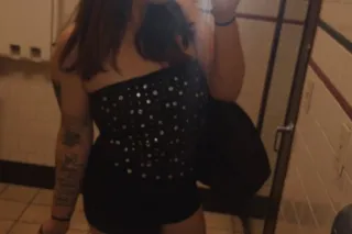 Make you cum Monday photo 2