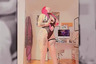 SHES BAAAAACK WITH THA WETTTT Cat 🐈 photo 9