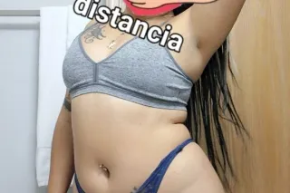 Latina photo 5