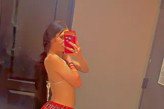 I’m Back $💯 Special Hey Guy’s Its Winter's ❄👅💦🍆 Welcome To Winters❄ Wonderland❄Come Play With A Nasty Petite Sex Freak Baby 💋🫦Available Now !!