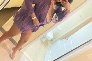 💕Curvy Caramel Beauty • AVAILABLE!!!