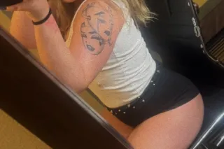 incall only! no bare! photo 2
